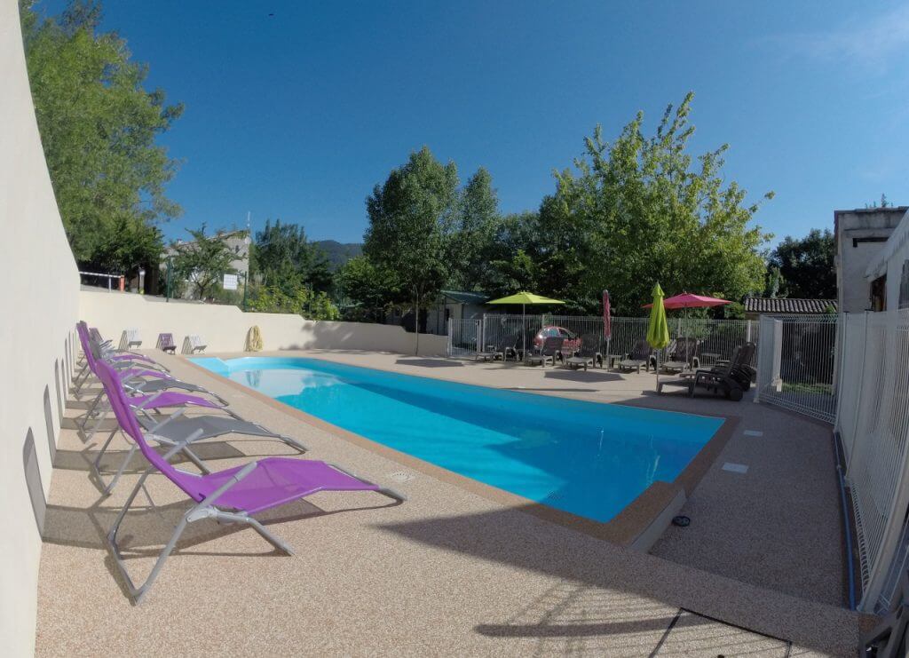 Piscine Chauffée camping des sources Hérault